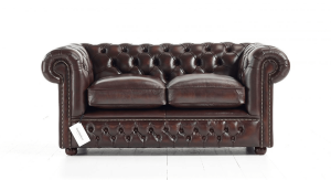 Distinctive Chesterfield Holyrood Chesterfield Sofa